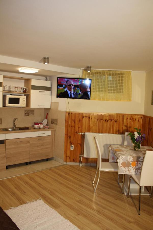 Harmonia Apartmanhaz Hajdúszoboszló المظهر الخارجي الصورة
