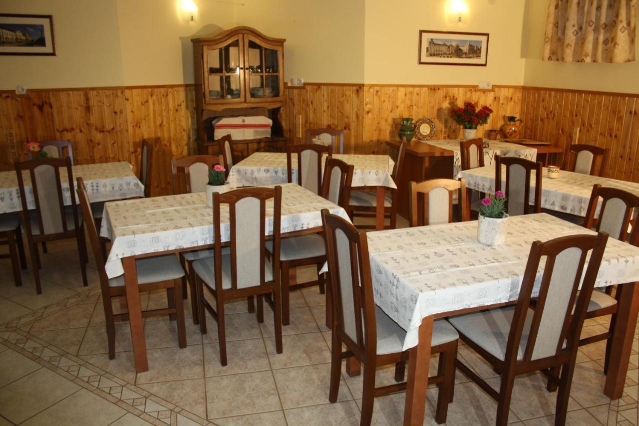 Harmonia Apartmanhaz Hajdúszoboszló المظهر الخارجي الصورة