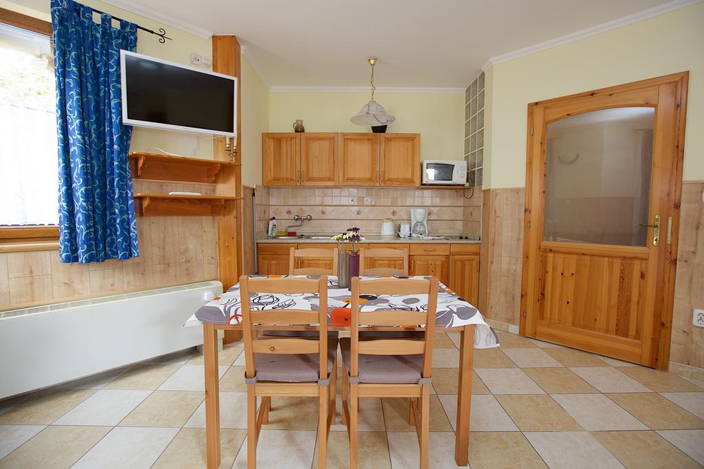 Harmonia Apartmanhaz Hajdúszoboszló المظهر الخارجي الصورة